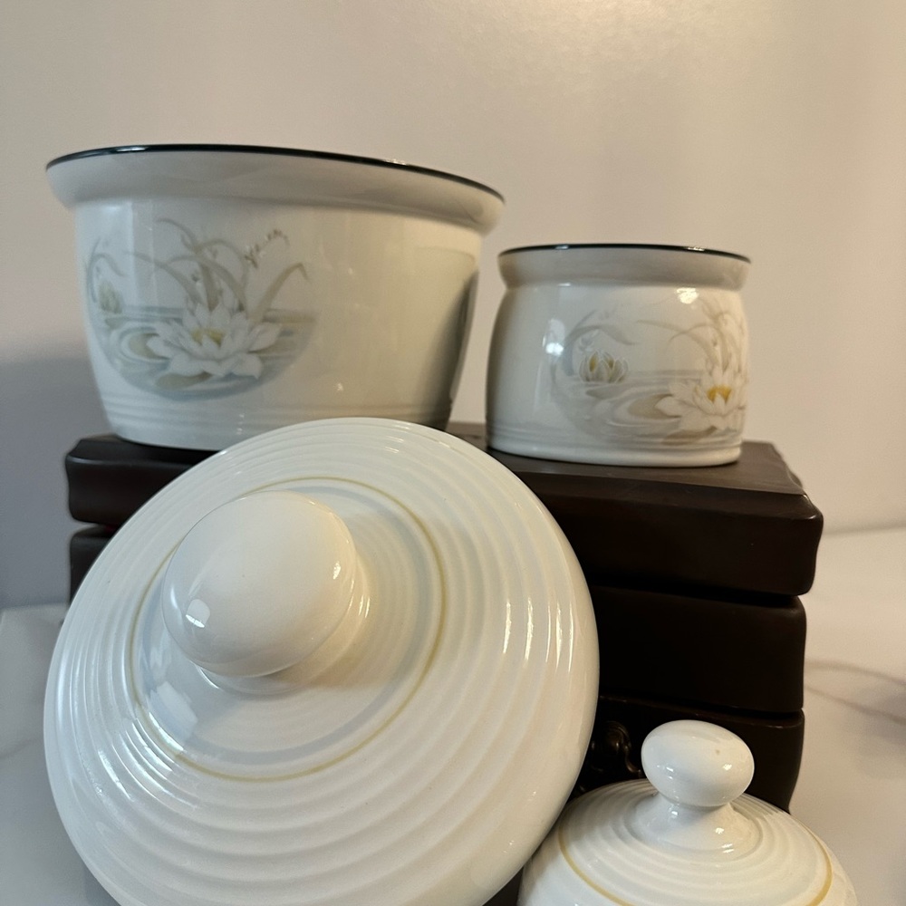 Royal Doulton Nesting Bowls